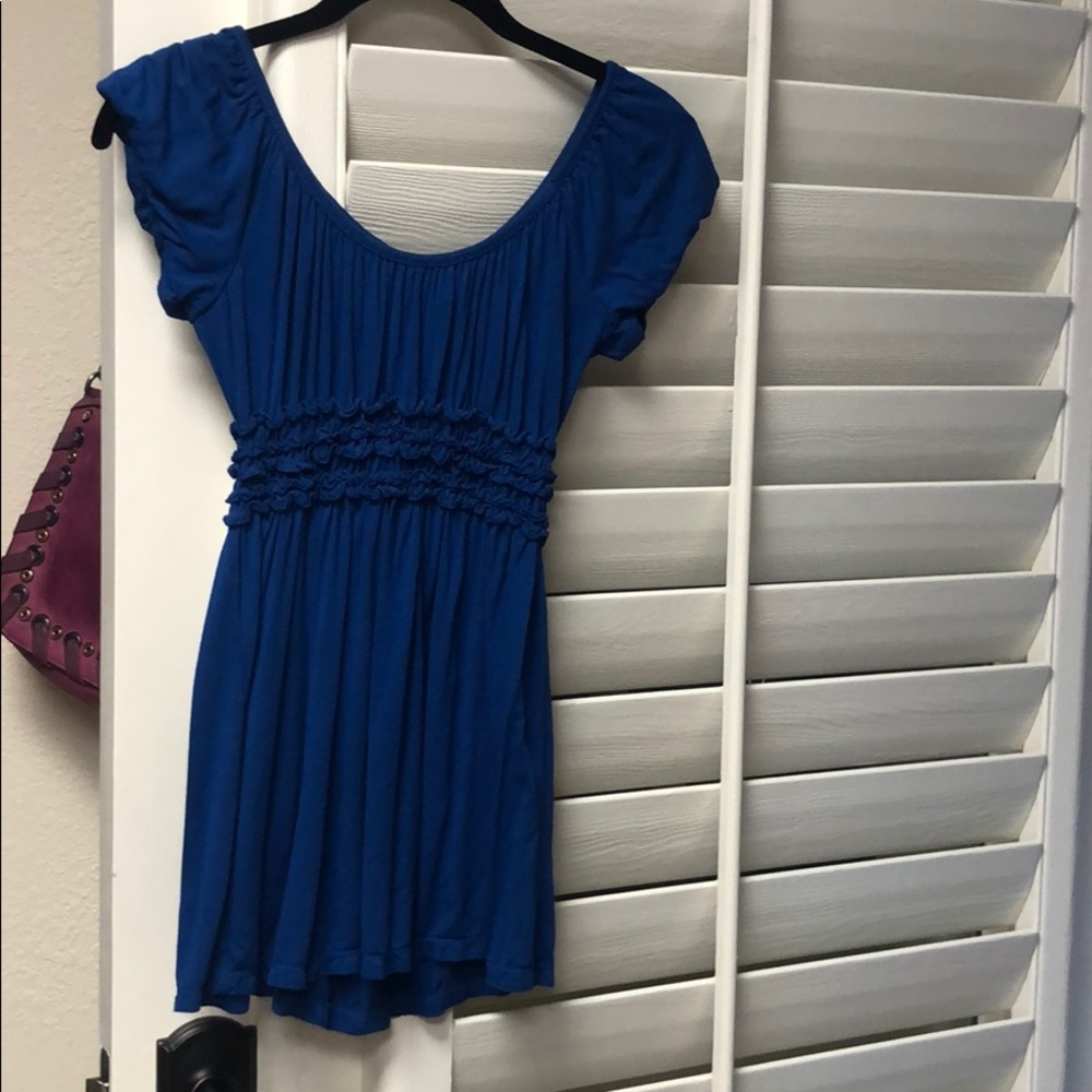 Royal blue max studio top